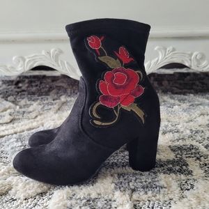 Candies Size 6 Black Ankle Booties with Floral Embroidery